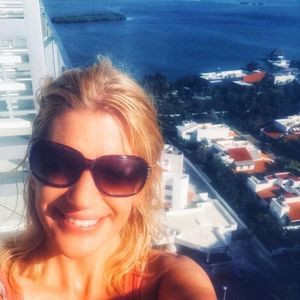 Meet your Posher, Dawn